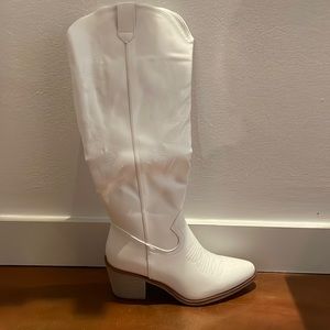 Brand new never worn cowgirl boots